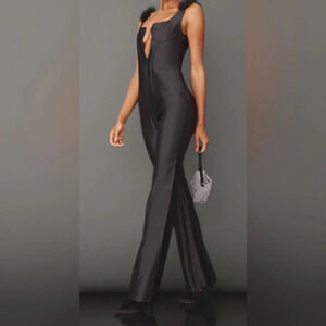Pretty Little Thing BLACK FEATHER SHOULDER V BAR UNDERWIRED SATIN JUMPSUIT